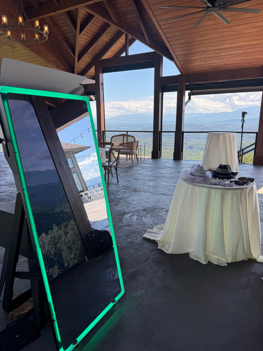 Trillium Magic Mirror Photo Booth